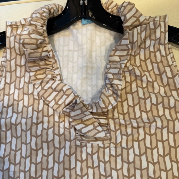 Woman’s sleeveless top by J Mc Laughlin. Size S. Camel and cream design - Picture 1 of 2